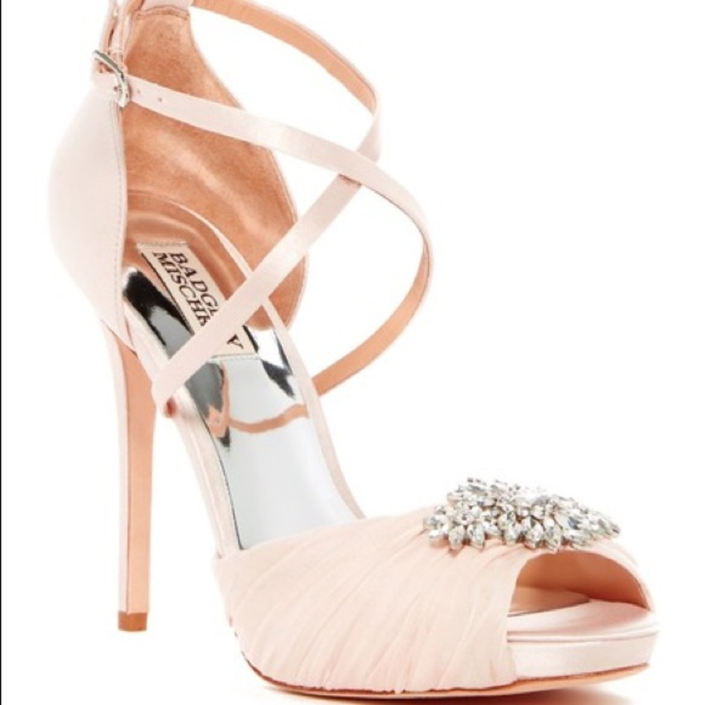 Badgley Mischka Cacique Pump
